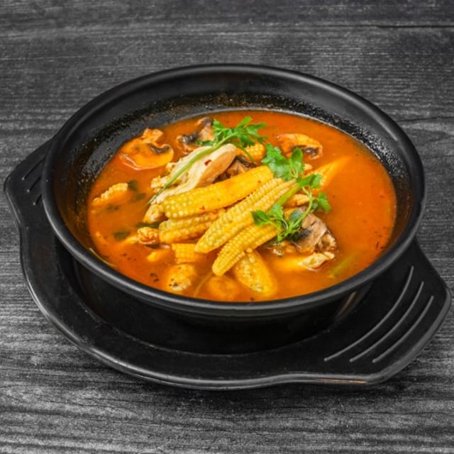 Hot & Sour (Tom Yum) Soup (Bowl).