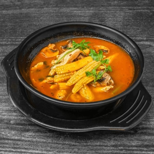 Hot and Sour Soup (Tom Yum).