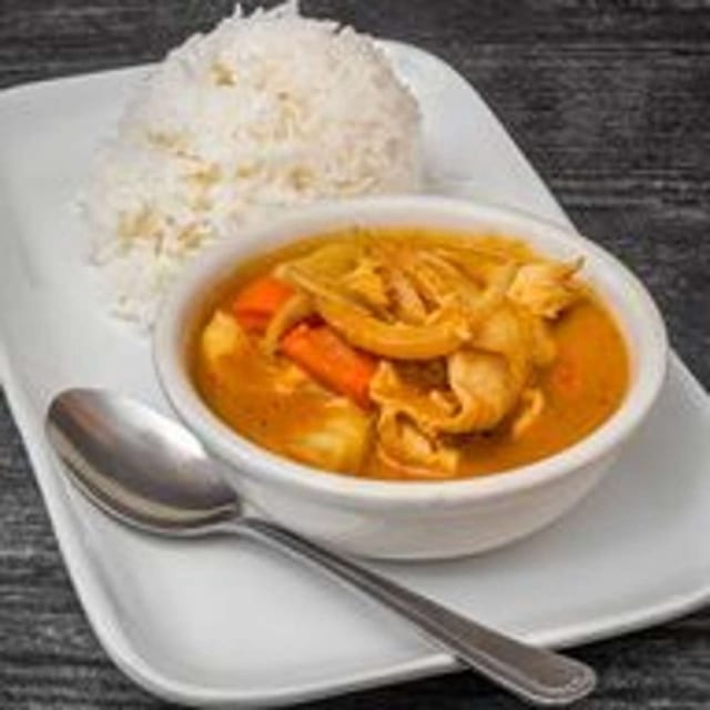 YELLOW CURRY (RICE PLATE).