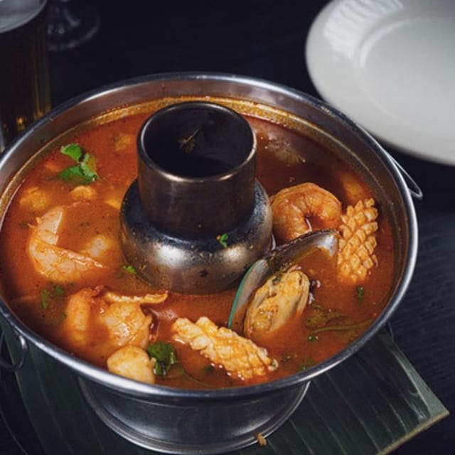 Hot and Sour (TomYum) Soup (Large).
